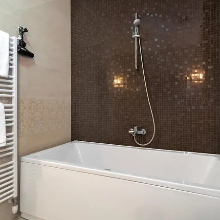 Guest Atrium Gulin Bed & Breakfast