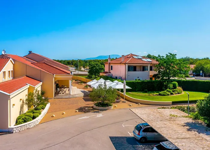 Bed & Breakfast Guest Atrium Gulin 4*