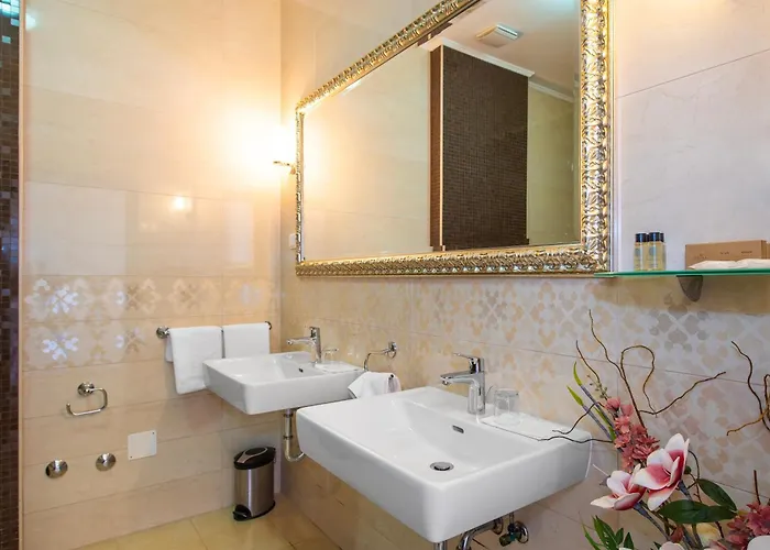 Bed & Breakfast Guest Atrium Gulin